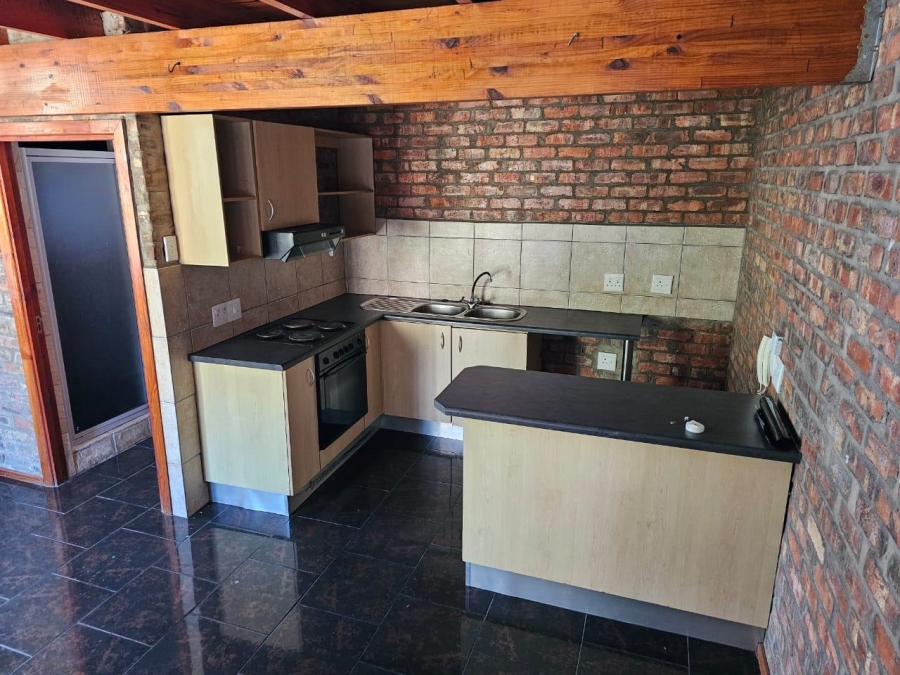 To Let 1 Bedroom Property for Rent in South End Eastern Cape